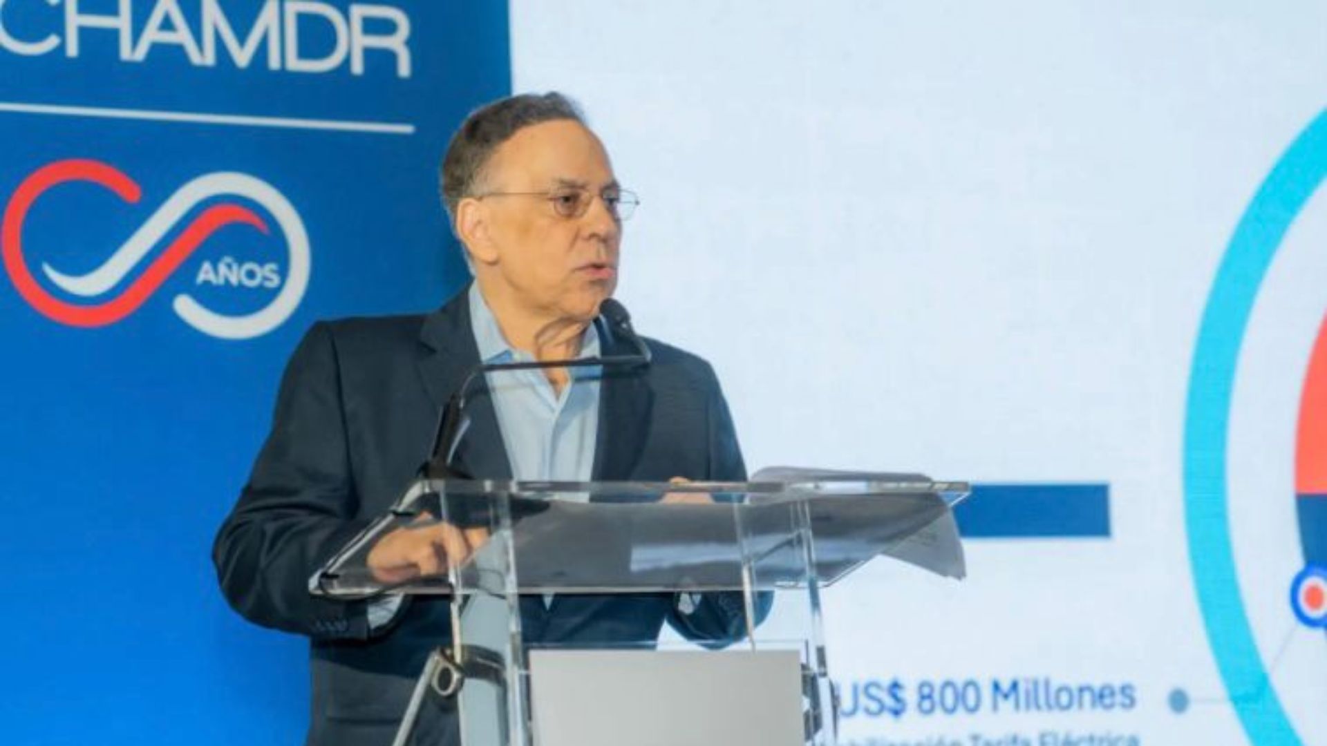 CUED aclara que las EDE no han fijado posición a favor ni en contra de instalación de paneles solares
