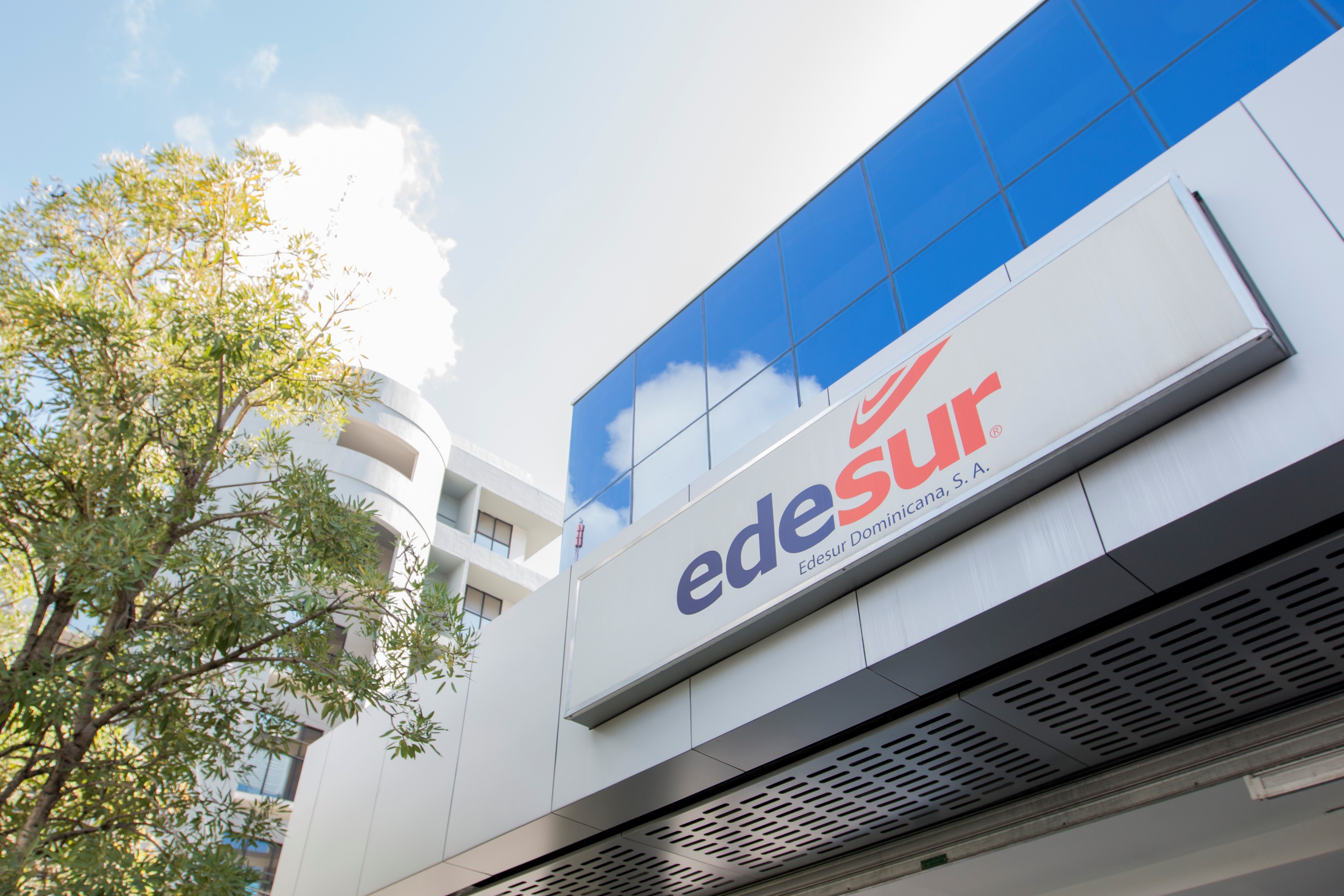 Edesur Dominicana informa desvinculación de brigadista denunciado por sustracción de cableado