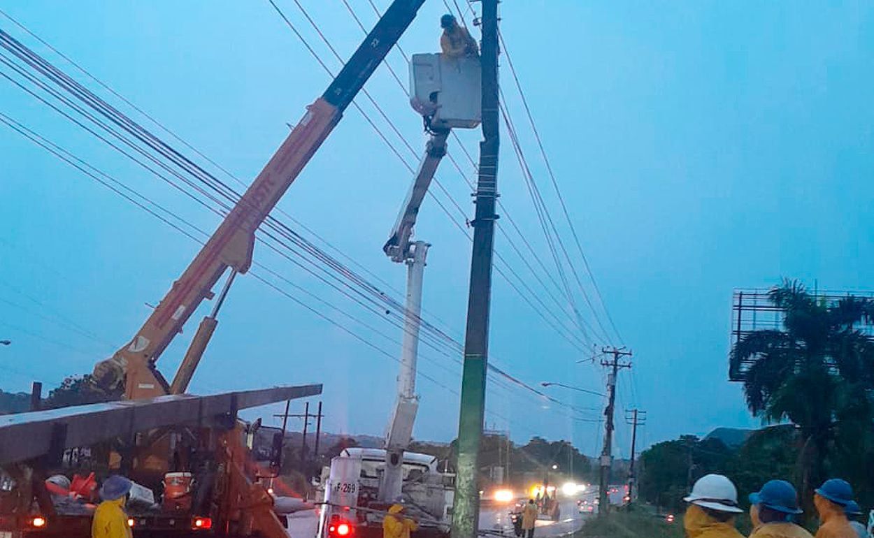 Sistema de distribución eléctrica  mantuvo estabilidad histórica durante el paso de la tormenta Melissa