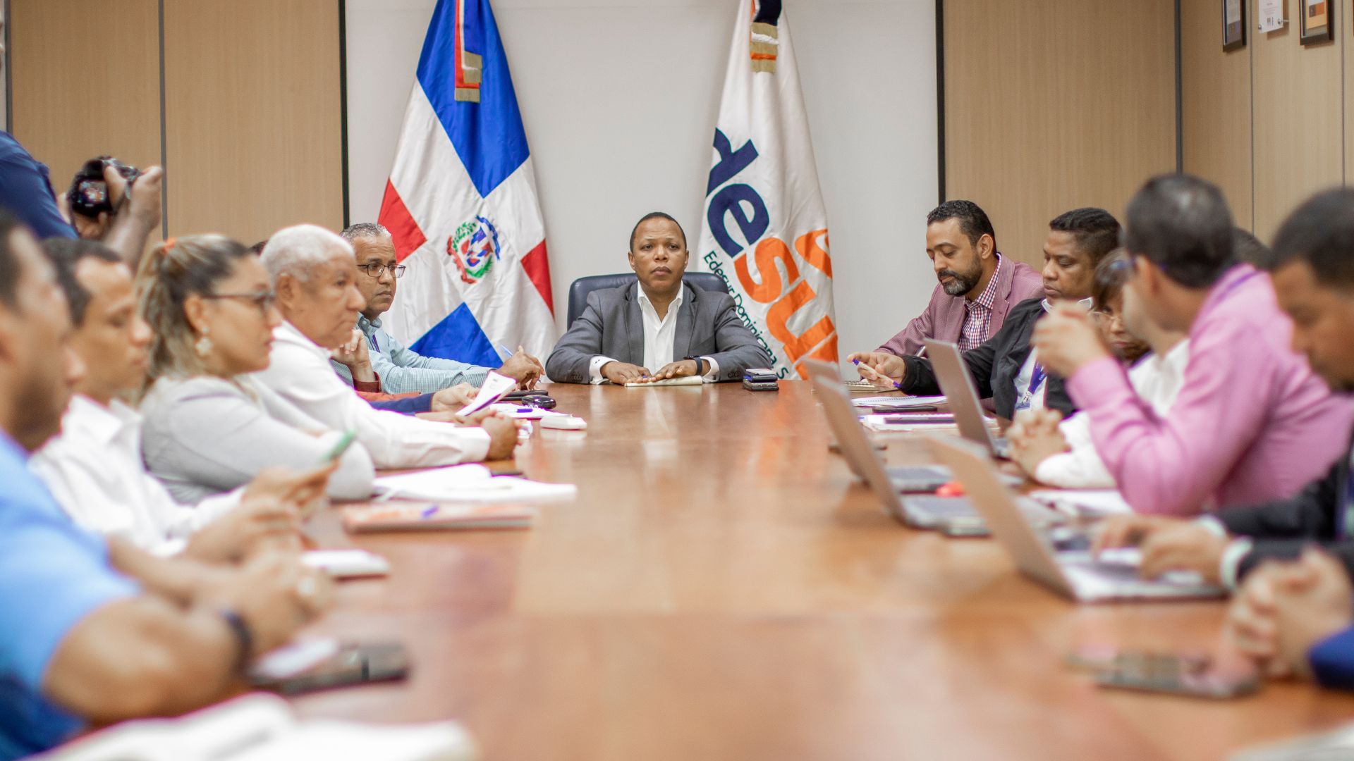 Edesur activa su plan de contingencia ante posible paso de la tormenta Franklin