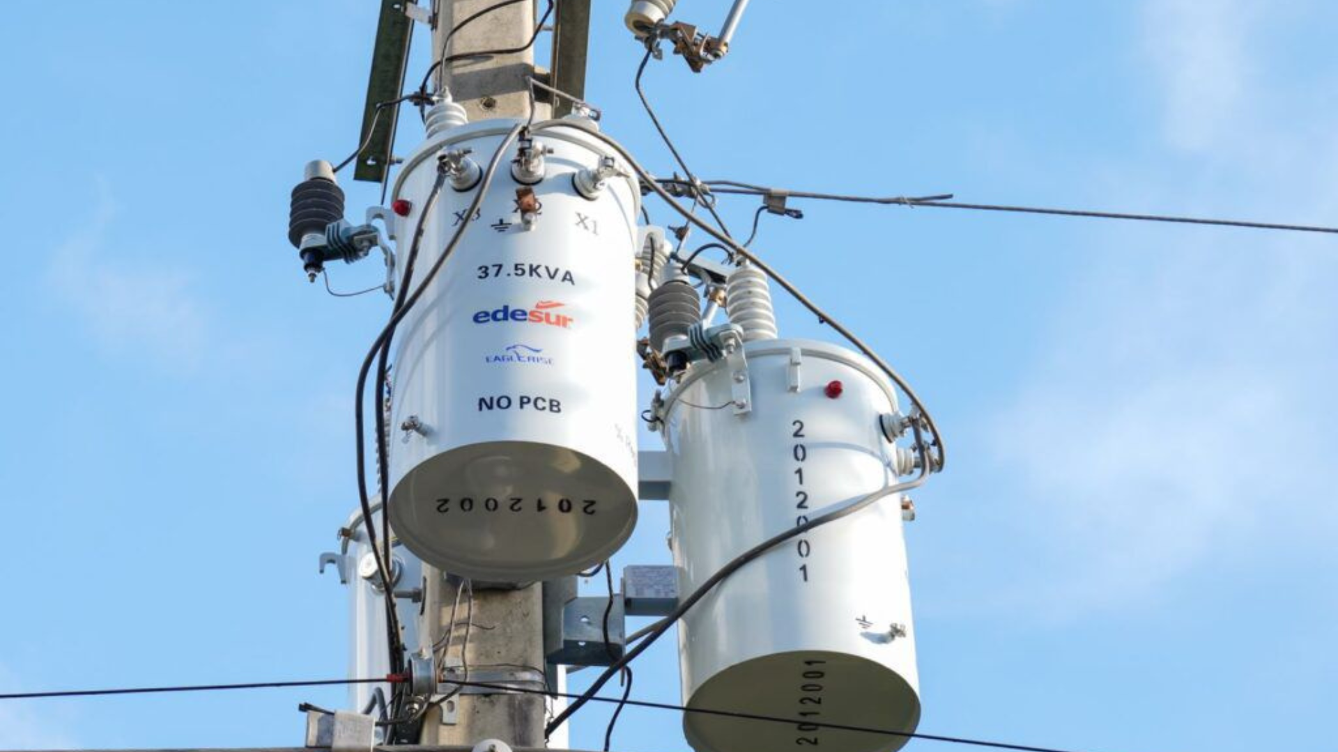 Edesur Dominicana cambia transformador para aumentar potencia en Barahona