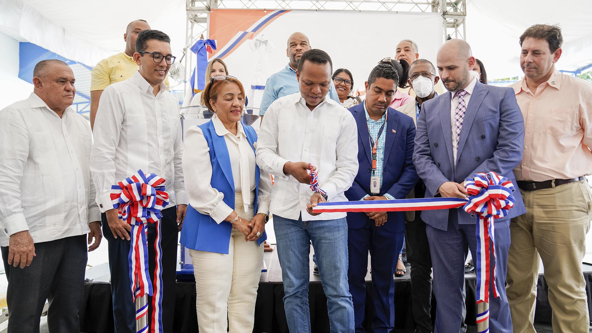 Edesur Dominicana inaugura oficina modelo accesible, enfocada en la inclusión