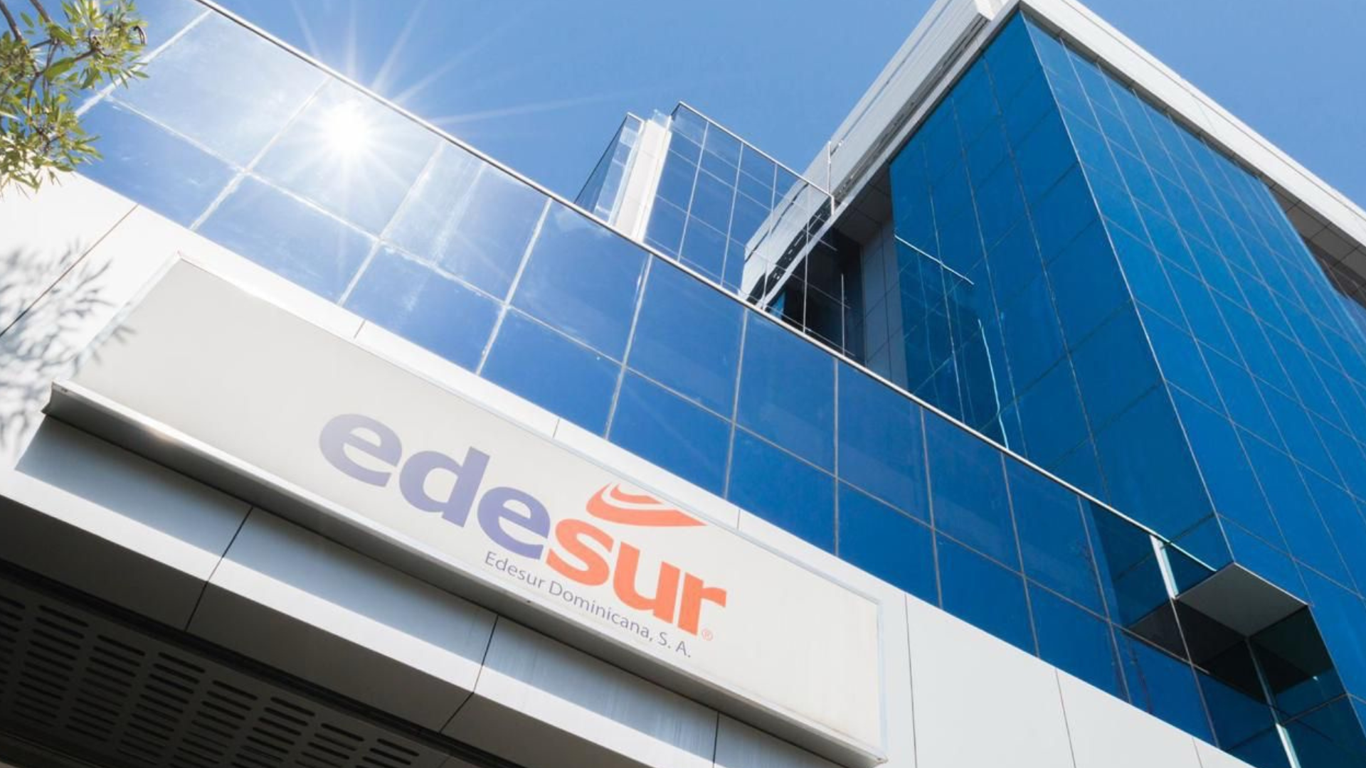 Edesur refuerza brigadas para garantizar el servicio eléctrico durante la Semana Santa