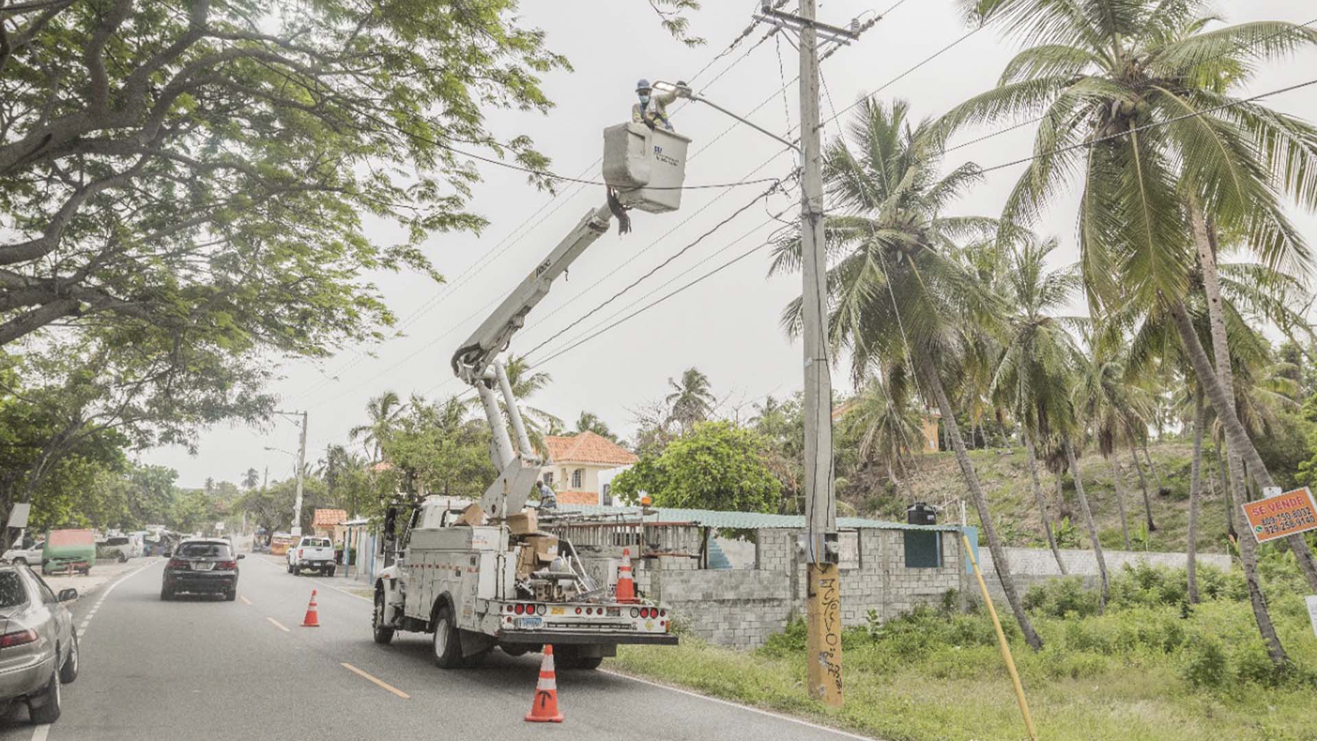 Edesur iluminó parte del municipio San Gregorio de Nigua, en San Cristóbal