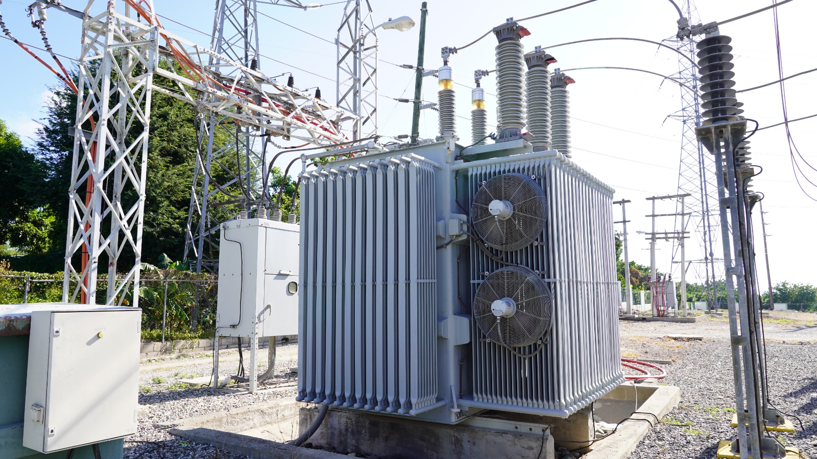 Edesur instalará este sábado un transformador de potencia en Subestación eléctrica del Kilómetro 15 de Azua