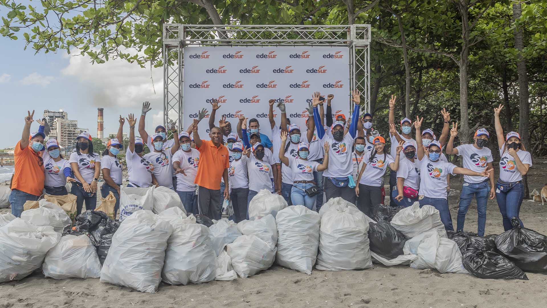 Edesur se suma a la Jornada Nacional de Limpieza de Playas