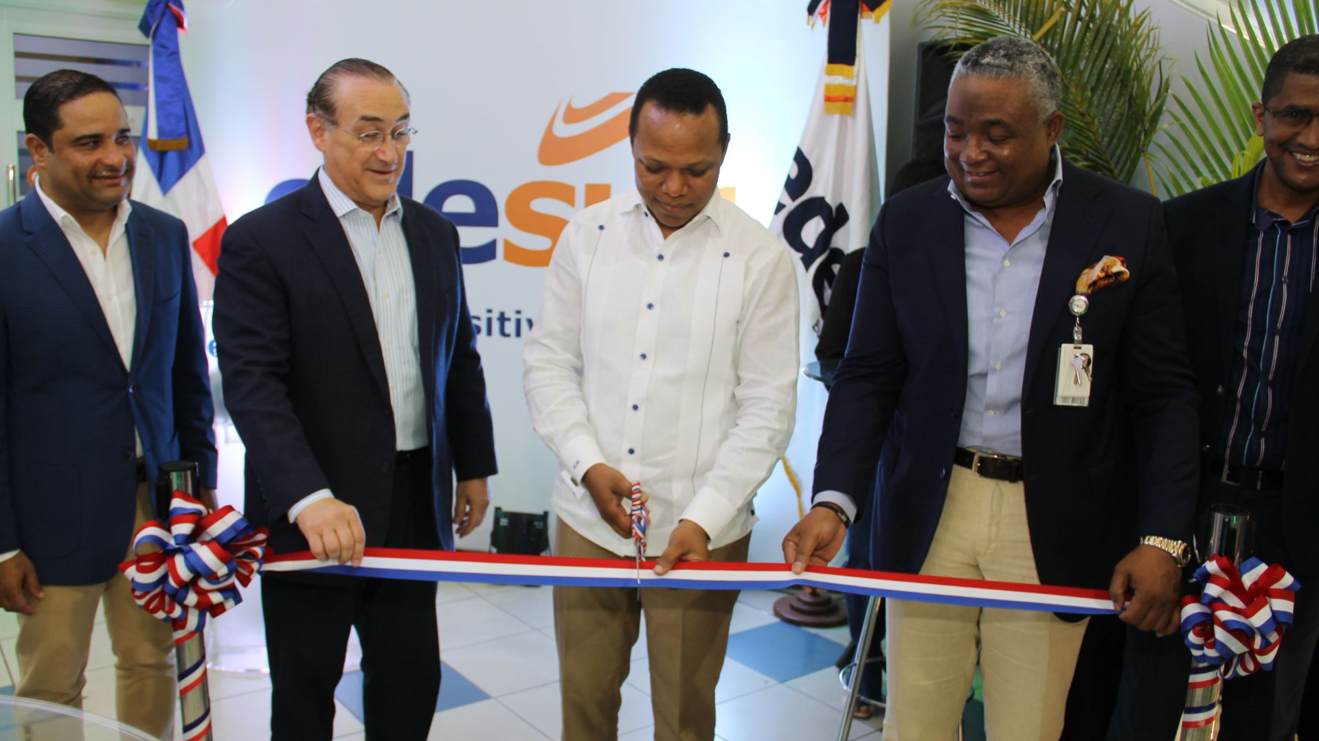 Edesur sigue innovando e inaugura sucursal Sur Express, de servicio ágil para los clientes